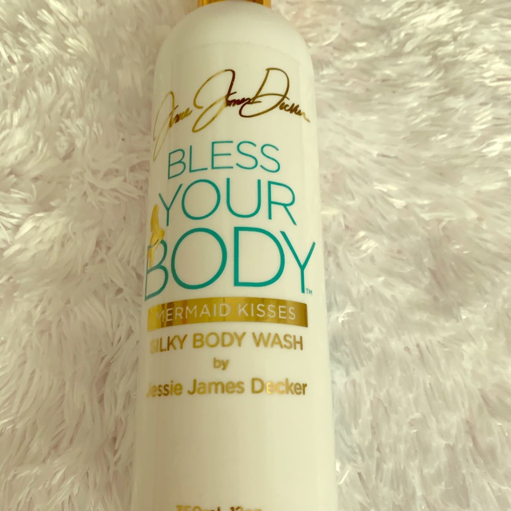 “Bless your body” mermaid kisses wash